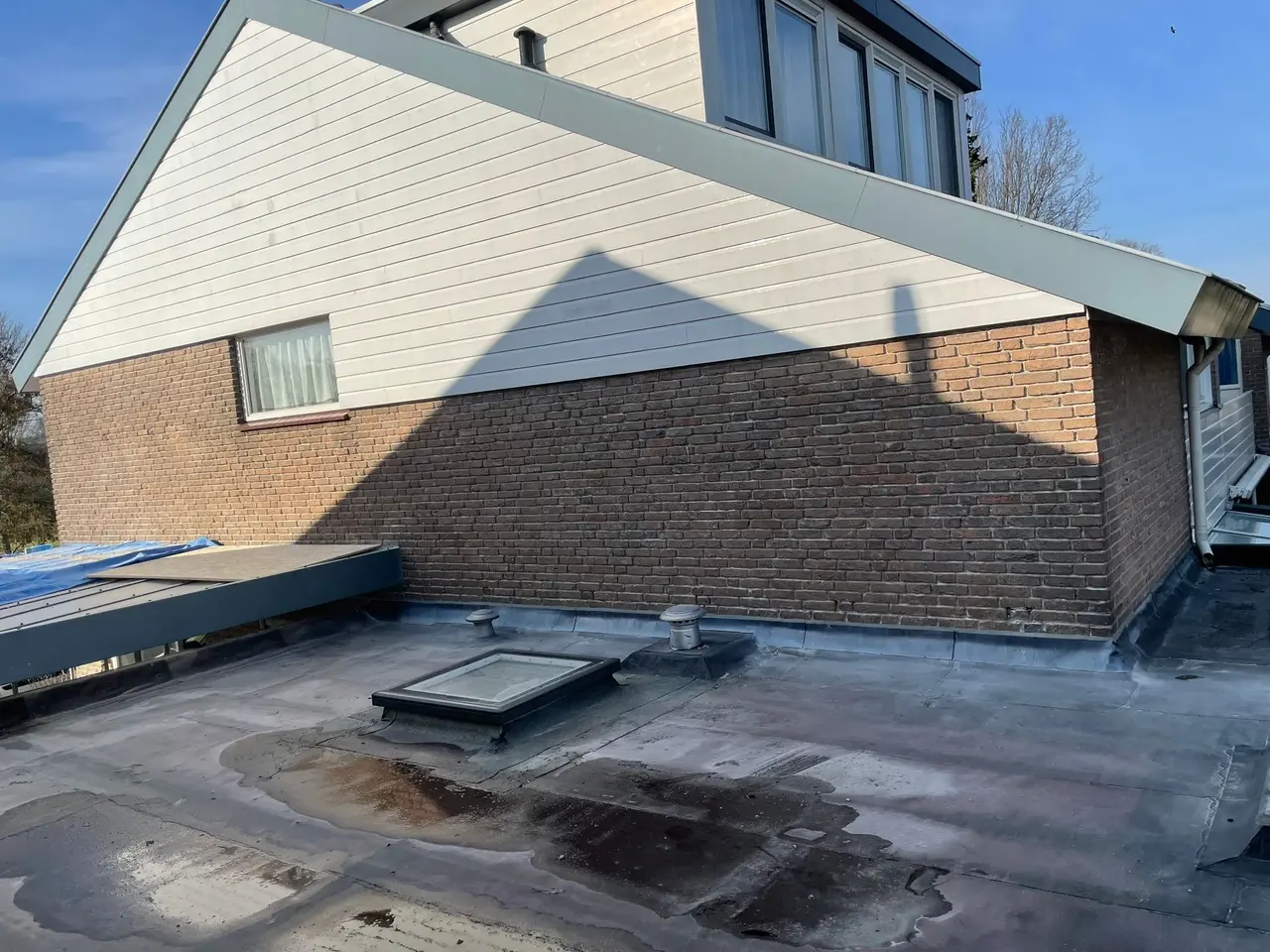 Dak- en gevelwerk aan de woning — projectfoto